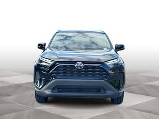 Used 2025 Toyota RAV4 XLE AWD/4WD video 3