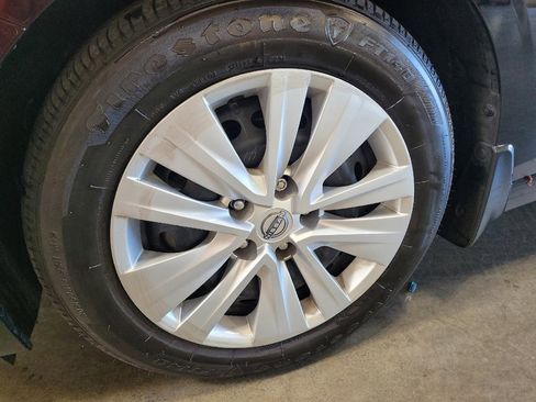 Used 2025 Nissan Sentra S FWD image 31