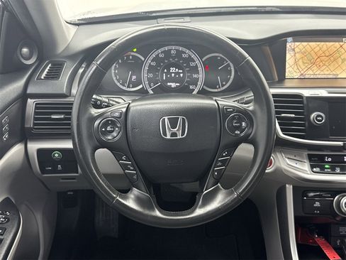 Used 2015 Honda Accord Touring image 20