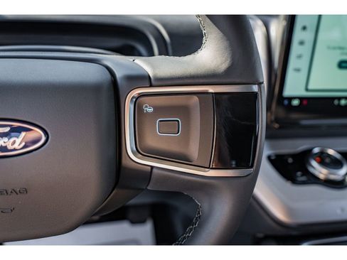 New 2025 Ford Expedition Active AWD/4WD image 13