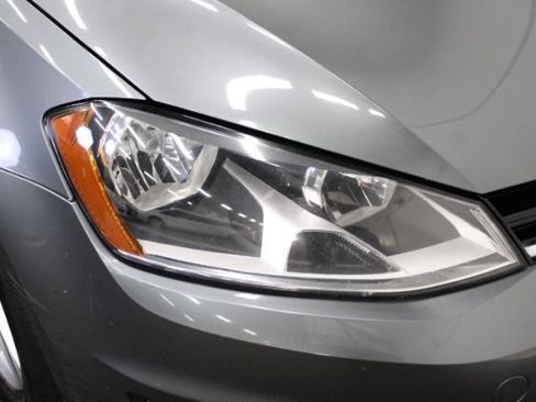 Used 2017 Volkswagen Golf Wolfsburg Edition FWD image 24