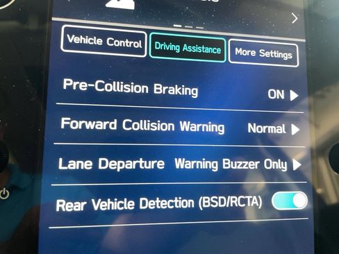 Used 2024 Subaru Impreza 2.0i Sport image 8