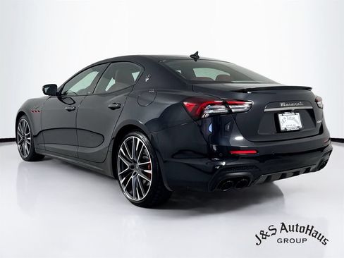 Used 2022 Maserati Ghibli Trofeo RWD image 5