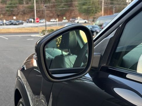 Used 2021 Ford Mustang Mach-E Select image 14