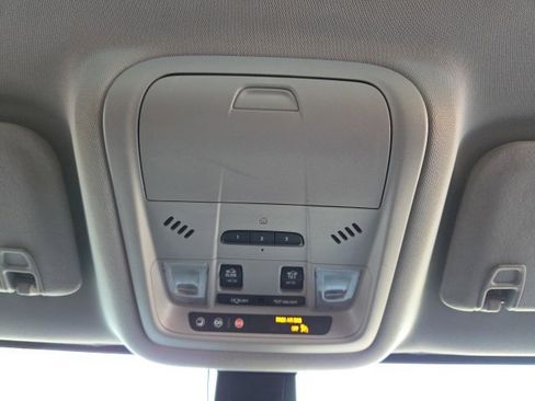Used 2020 GMC Acadia AT4 image 13