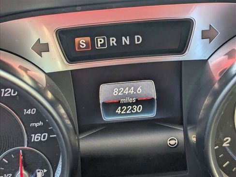 Used 2017 Mercedes-Benz SL 550 image 11