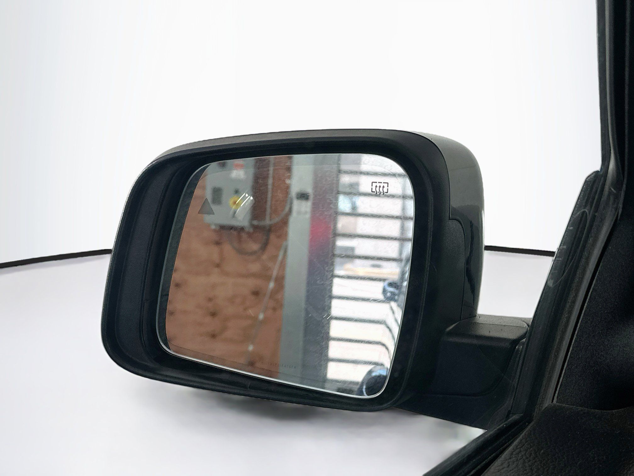Used 2025 Dodge Durango GT AWD/4WD image 16