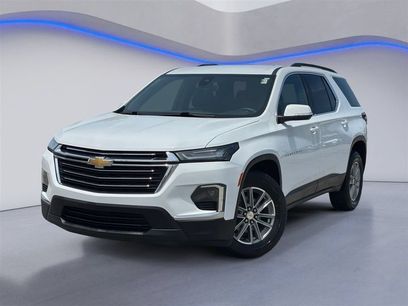 Used 2023 Chevrolet Traverse LT