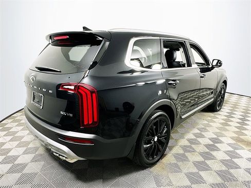 Used 2020 Kia Telluride SX w/ SX Prestige Package image 3