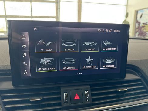 Used 2021 Audi Q5 2.0T Premium Plus AWD/4WD image 22