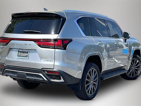 Used 2023 Lexus LX 600 F Sport AWD/4WD image 4