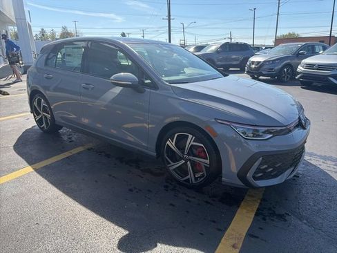 New 2026 Volkswagen GTI SE FWD image 7