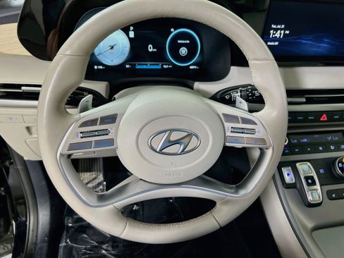 Used 2023 Hyundai Palisade Limited AWD/4WD image 11