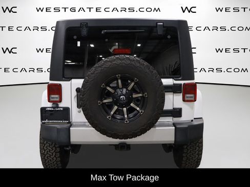 Used 2012 Jeep Wrangler Unlimited Sahara w/ Max Tow Pkg AWD/4WD image 4