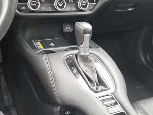 Used 2024 Honda HR-V EX-L image 32
