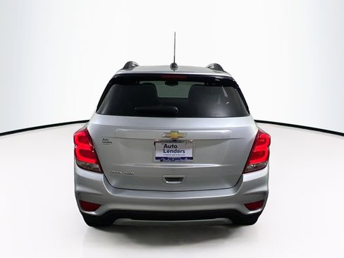 Used 2022 Chevrolet Trax LT w/ LT Convenience Package AWD/4WD image 6