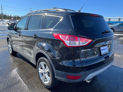 Used 2016 Ford Escape SE w/ Leather Comfort Package image 3