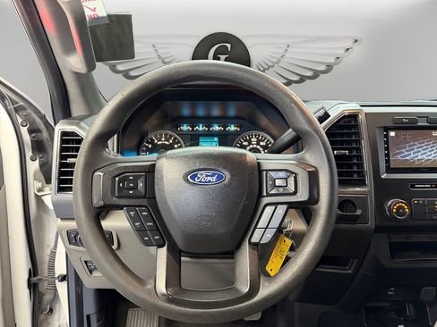 Used 2017 Ford F150 XLT RWD image 12