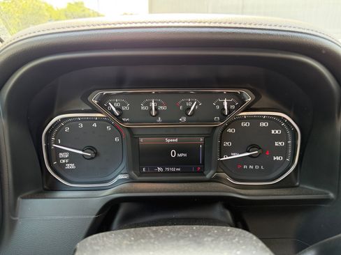 Used 2020 GMC Sierra 1500 Elevation w/ Elevation Value Package RWD image 16
