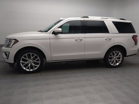 Used 2019 Ford Expedition Limited w/ Equipment Group 302A RWD image 2