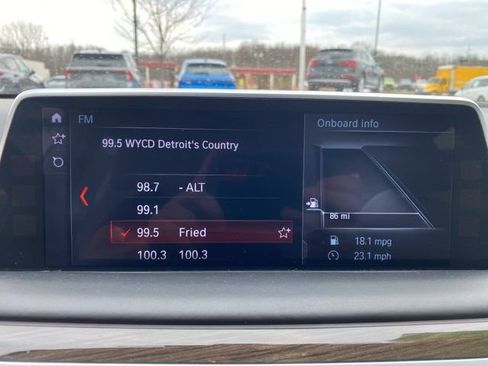 Used 2018 BMW 740i xDrive image 26