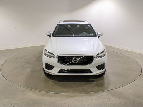 Used 2018 Volvo XC60 T6 R-Design w/ Convenience Package image 2