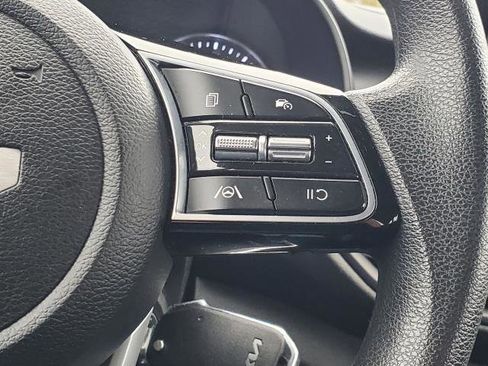 Used 2023 Kia Forte LXS image 13