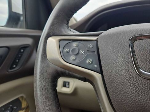 Used 2017 GMC Acadia Denali w/ Technology Package FWD image 26