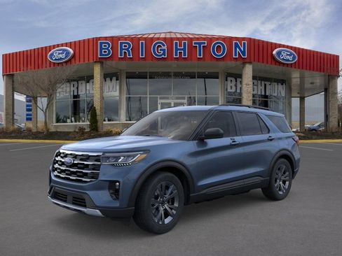 Used 2026 Ford Explorer Active w/ Active Comfort Package AWD/4WD image 3