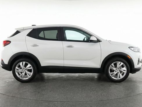 Used 2025 Buick Encore GX Preferred FWD image 11