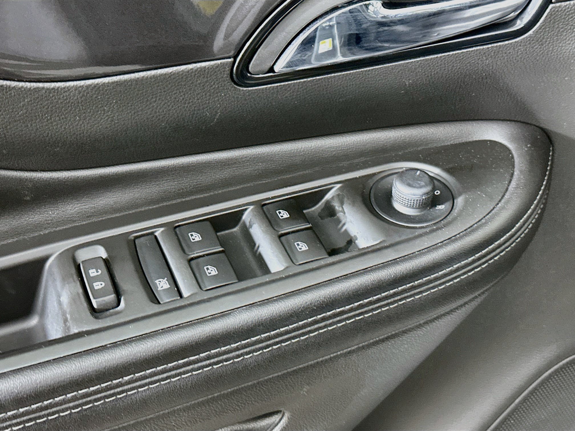Used 2019 Buick Encore Preferred w/ Safety Package FWD image 15