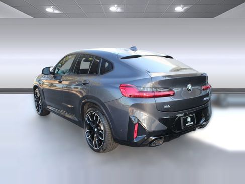 Used 2024 BMW X4 M40i image 3