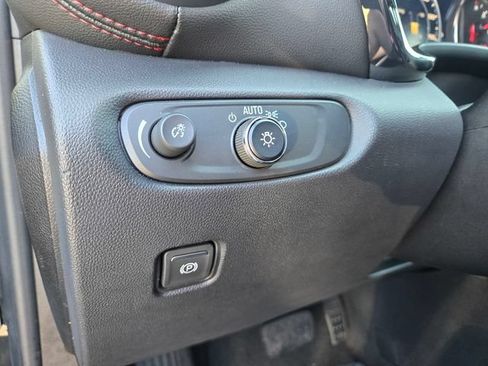 Used 2025 Chevrolet Blazer RS AWD/4WD image 14