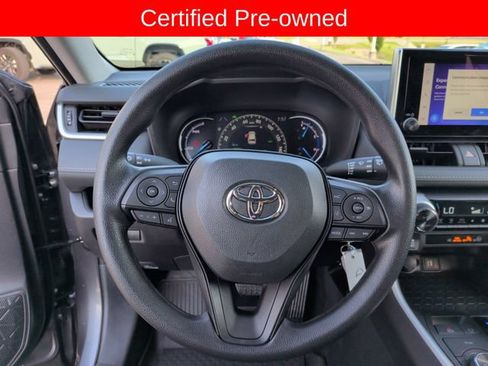 Certified 2025 Toyota RAV4 LE AWD/4WD image 13