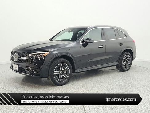 Certified 2024 Mercedes-Benz GLC 300 image 1