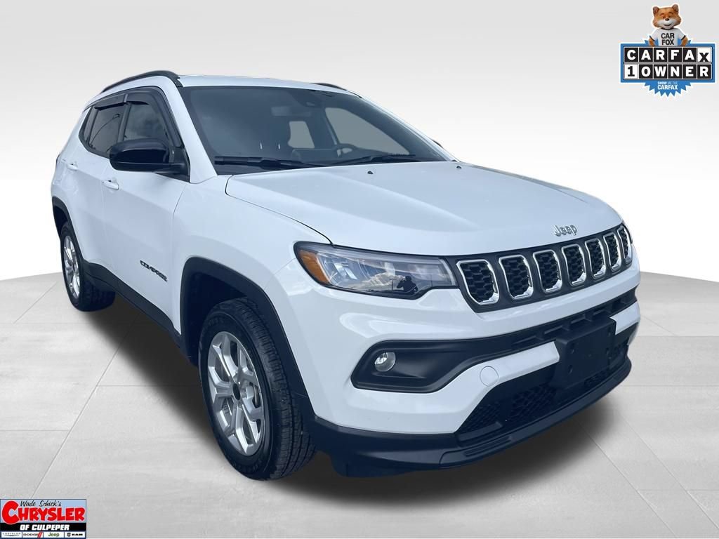 Used 2026 Jeep Compass Latitude AWD/4WD image 1