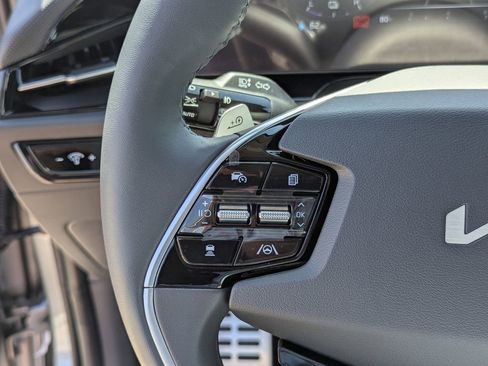 New 2026 Kia Niro Wave FWD image 31