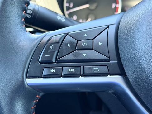 Certified 2024 Nissan Sentra SR FWD image 25