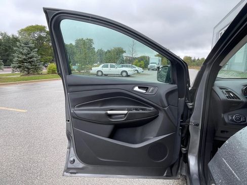 Used 2014 Ford Escape SE w/ Equipment Group 201A image 11