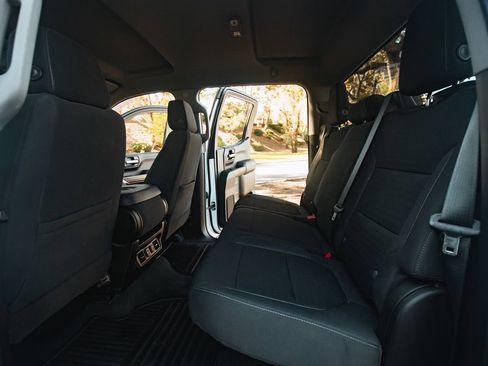 Used 2020 Chevrolet Silverado 1500 LT w/ All-Star Edition image 17