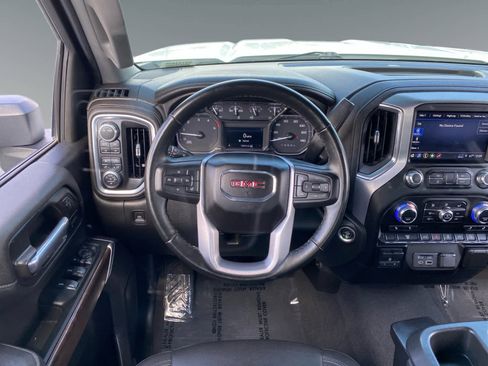Used 2023 GMC Sierra 2500 SLT w/ Gooseneck/5TH Wheel Package AWD/4WD image 12