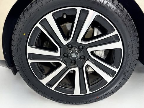 Used 2023 Land Rover Range Rover SE AWD/4WD image 30