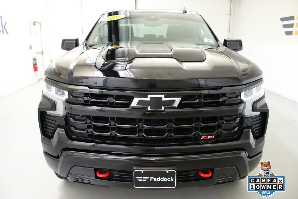 Used 2025 Chevrolet Silverado 1500 LT Trail Boss AWD/4WD image 2