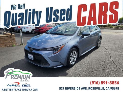 Used 2022 Toyota Corolla LE FWD image 1