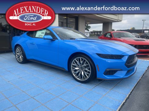 New 2025 Ford Mustang Premium image 3