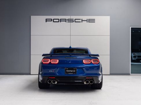 Used 2024 Chevrolet Camaro ZL1 RWD image 6