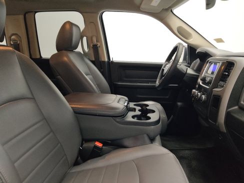 Used 2018 RAM 1500 Tradesman RWD image 21