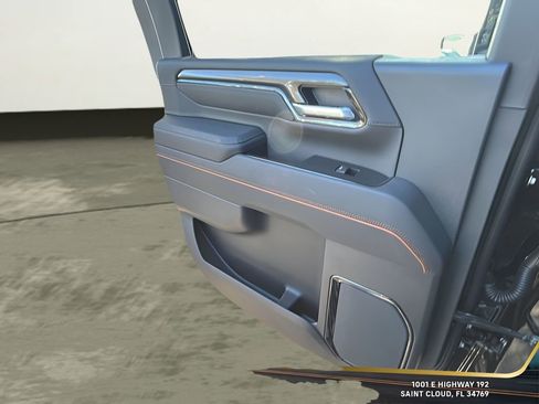 New 2026 GMC Sierra 2500 AT4 w/ AT4 Premium Plus Package image 28