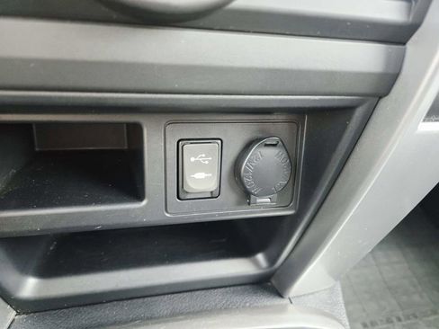 Used 2015 Toyota 4Runner SR5 image 33