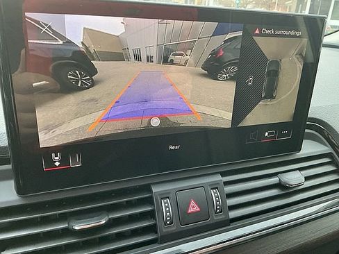 Used 2023 Audi Q5 e Premium Plus image 26